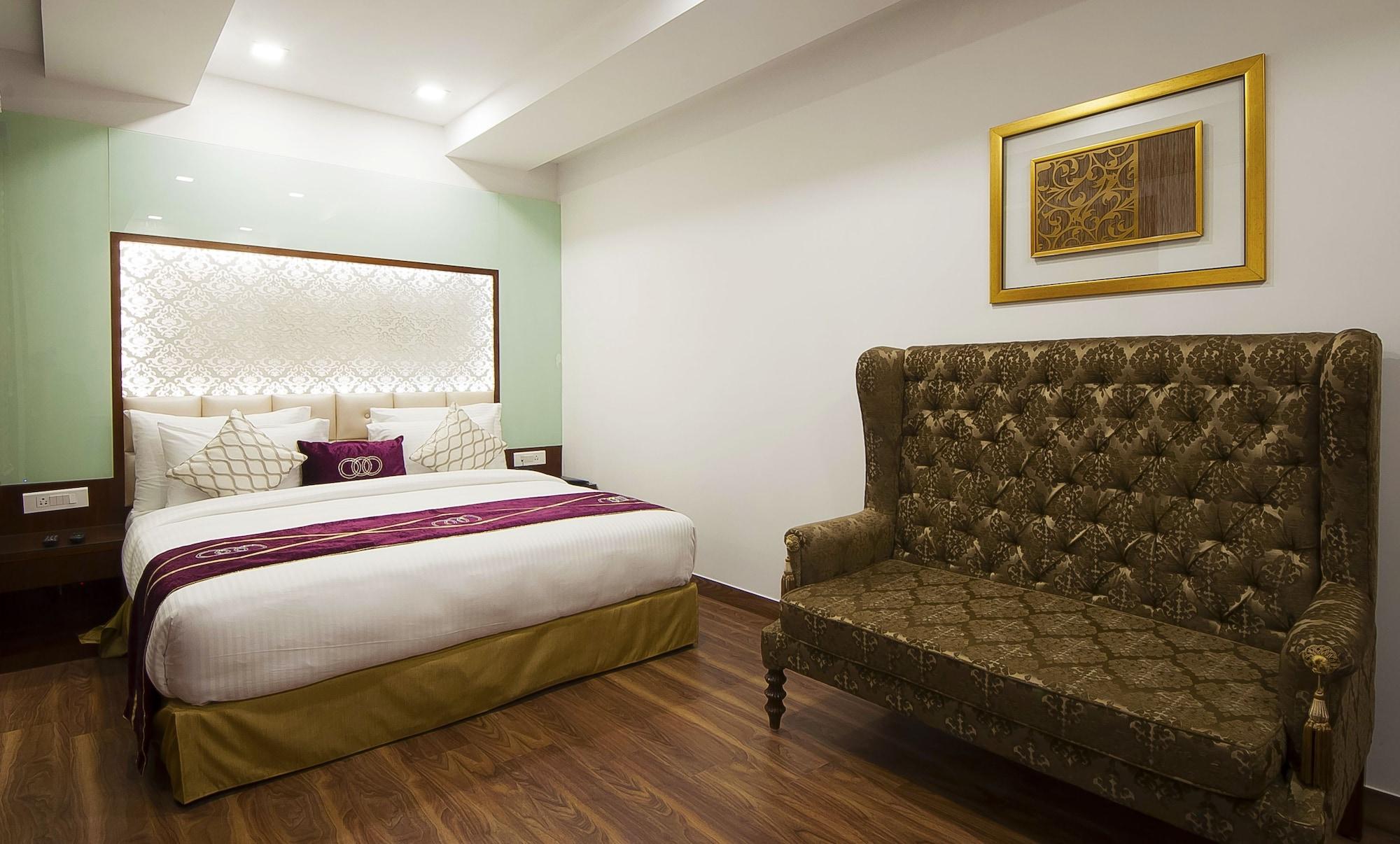 Hotel Swaran Palace Dillí Exteriér fotografie